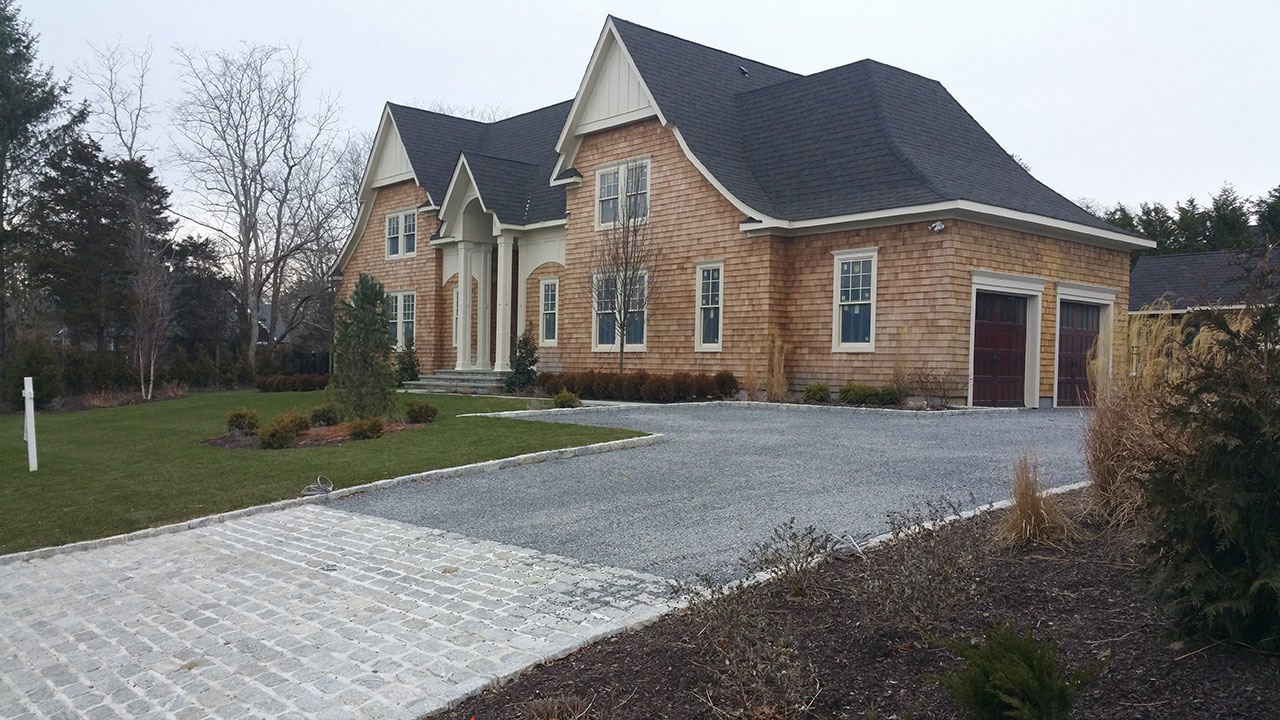 Hamptons Gravel Driveway Design