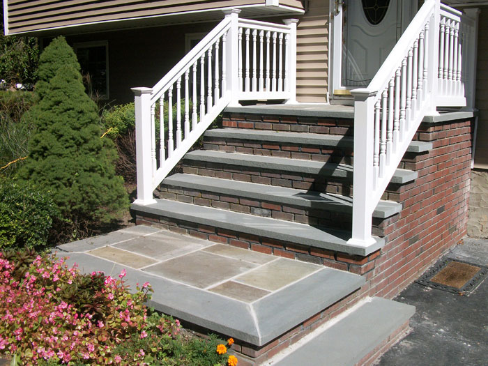 Bluestone Steps, Home Entrance