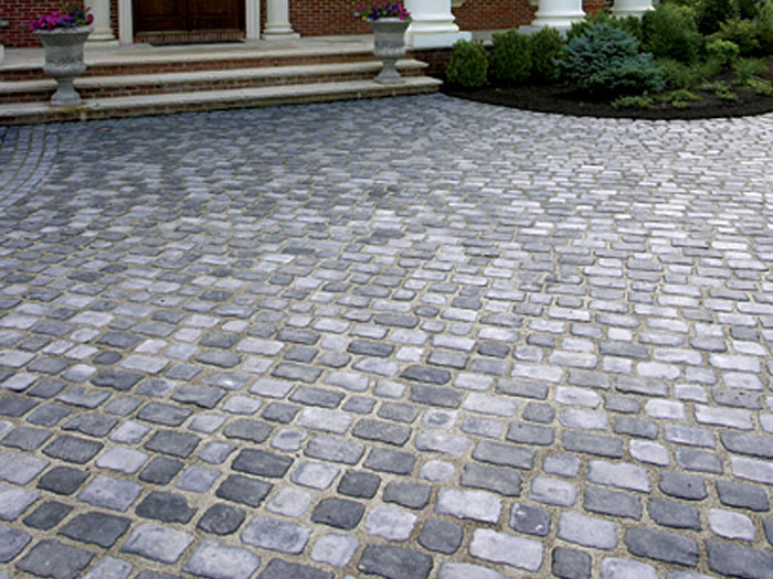 Cobblestone Paver Home Entrance, Driveway