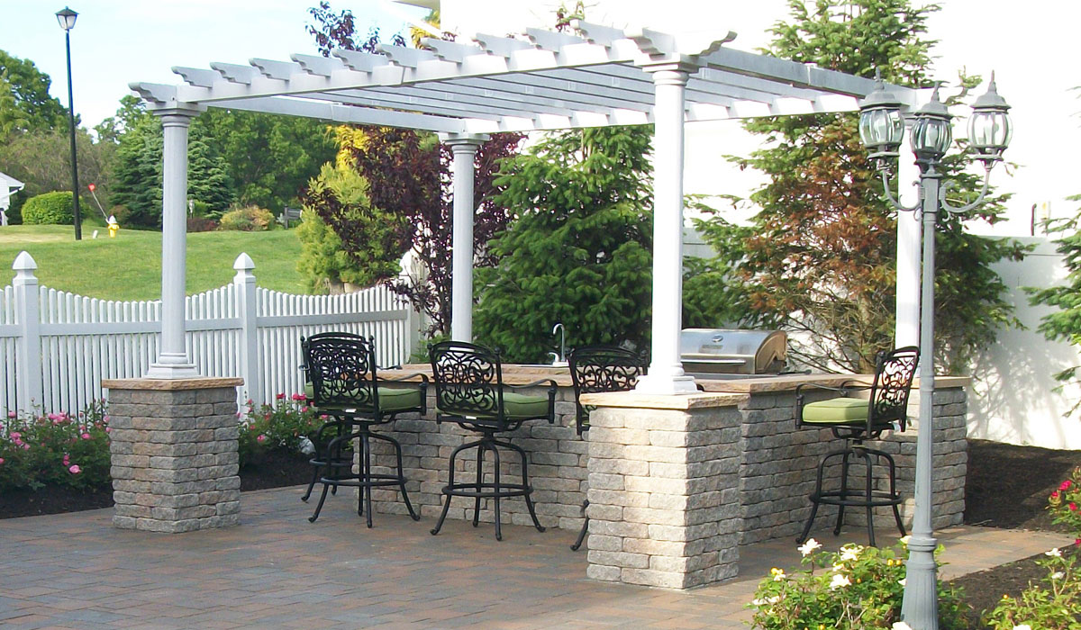 Outdoor Cooking Station, Bar, Refridgarator Light Piers Pergola Construction Company Hamptons Long Island