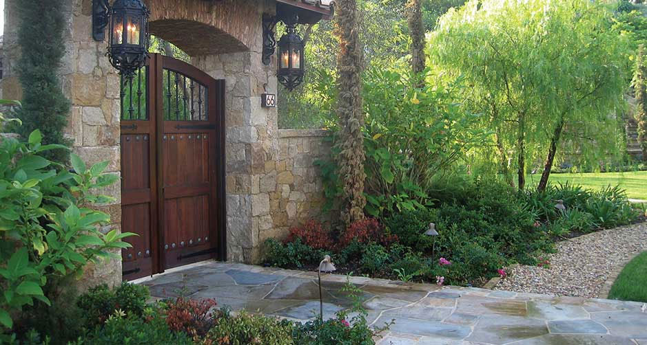 Bluestone / Flagstone Walkway