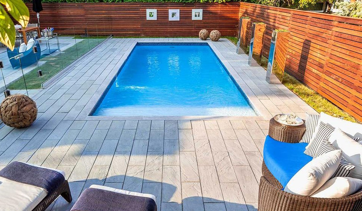 Hamptons Contemporary Pool Patio Design
